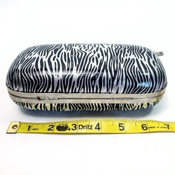 Kate Landry Silver Skull Zebra Hardshell Clutch Evening Bag - Picture 9 of 12